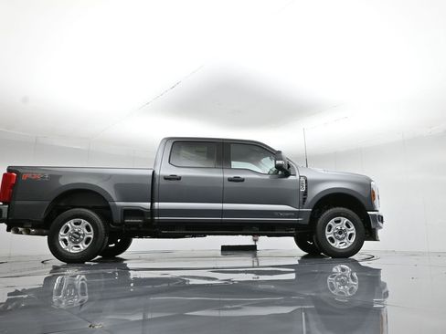 New 2026 Ford F250 XLT w/ FX4 Off-Road Package image 47