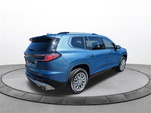 Used 2024 GMC Acadia Denali w/ Super Cruise Package image 4