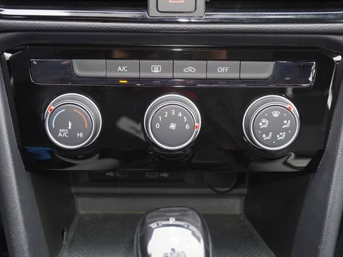 Used 2023 Volkswagen Taos S FWD image 16