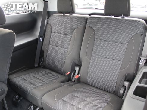 Certified 2023 GMC Acadia SLE w/ Driver Convenience Package image 23