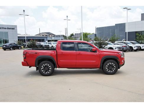 Used 2022 Nissan Frontier Pro-X RWD image 6