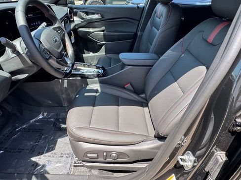 New 2026 Chevrolet Trax RS w/ Sunroof Package FWD image 13