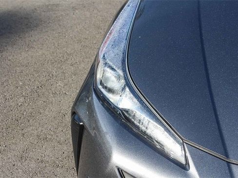 Used 2021 Toyota Prius LE w/ Carpet Mat Package (TMS) image 16