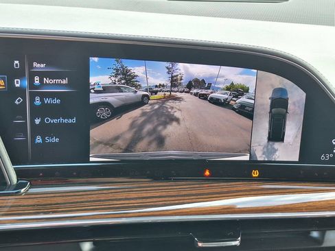 Used 2023 Cadillac Escalade ESV Premium Luxury AWD/4WD image 22