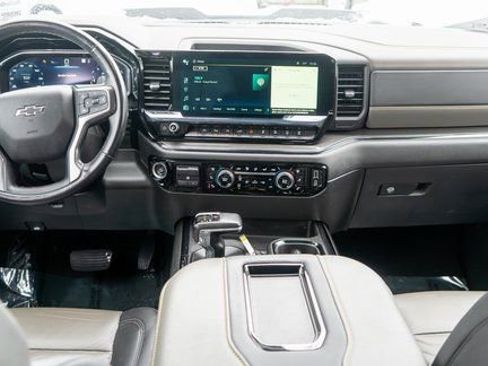 Used 2022 Chevrolet Silverado 1500 ZR2 image 16