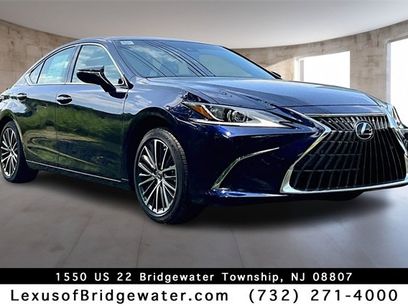 New 2025 Lexus ES 350 w/ Premium Package