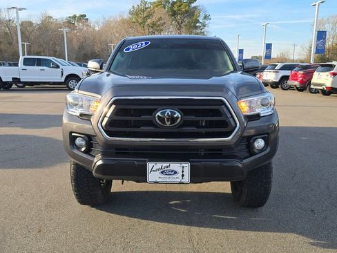 Used 2022 Toyota Tacoma SR5 image 8