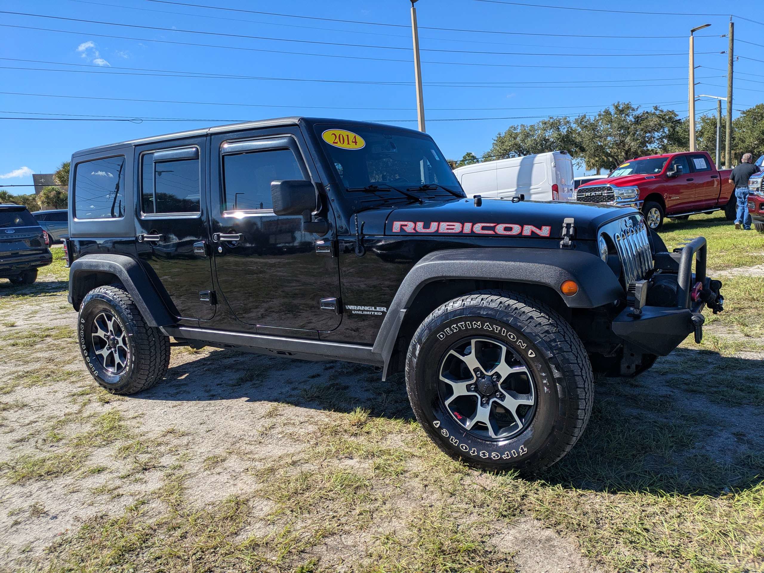 Used 2014 Jeep Wrangler Unlimited Rubicon w/ Connectivity Group AWD/4WD image 5
