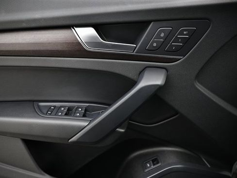 Used 2022 Audi Q5 2.0T Premium image 14