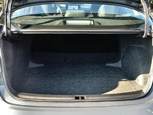 Used 2026 Toyota Corolla LE FWD image 38