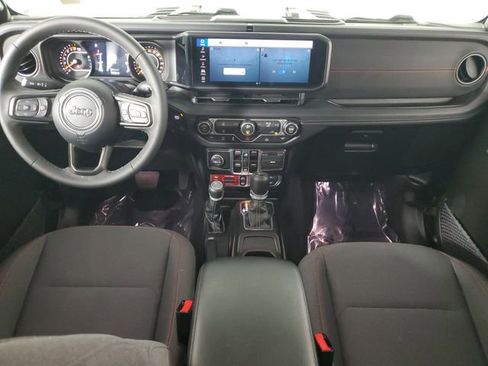Used 2026 Jeep Gladiator Rubicon image 16