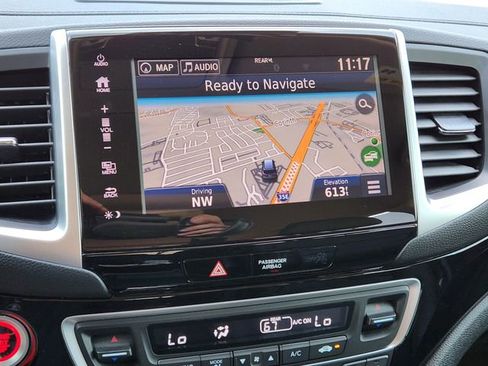 Used 2017 Honda Pilot Elite image 17