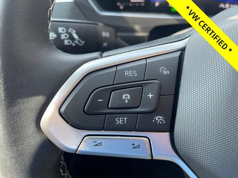 Used 2023 Volkswagen Tiguan SE w/ Panoramic Sunroof Package AWD/4WD image 27