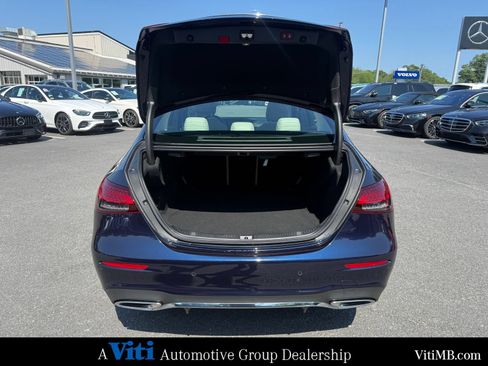Used 2021 Mercedes-Benz E 350 4MATIC Sedan image 23