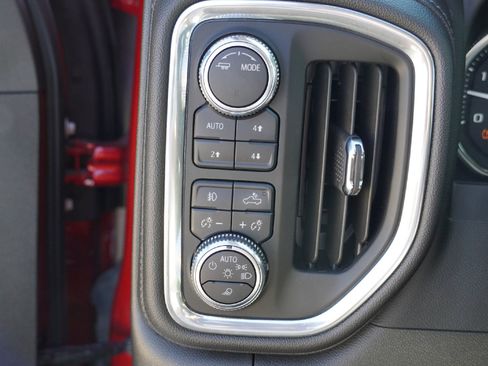 Used 2023 GMC Sierra 3500 Denali image 19