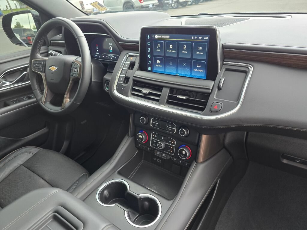 Used 2023 Chevrolet Tahoe High Country AWD/4WD image 12