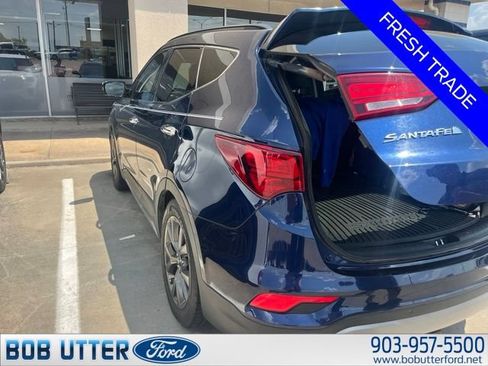 Used 2018 Hyundai Santa Fe Sport FWD image 4
