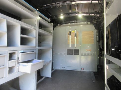 Used 2017 Ford Transit 250 148 Medium Roof RWD image 13