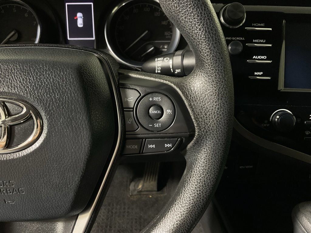 Used 2020 Toyota Camry LE FWD image 26