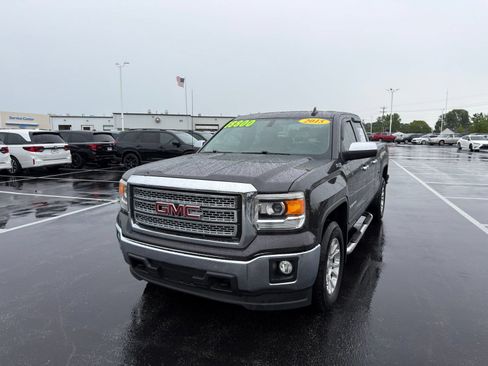 Used 2015 GMC Sierra 1500 SLE w/ SLE Value Package AWD/4WD image 2