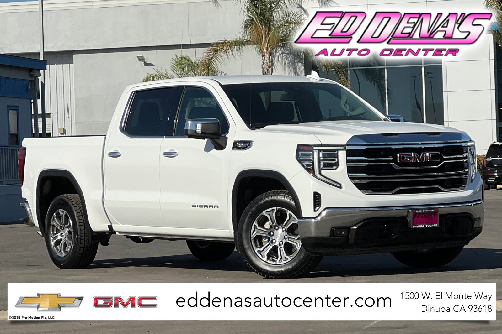 Used 2025 GMC Sierra 1500 SLT RWD image 1
