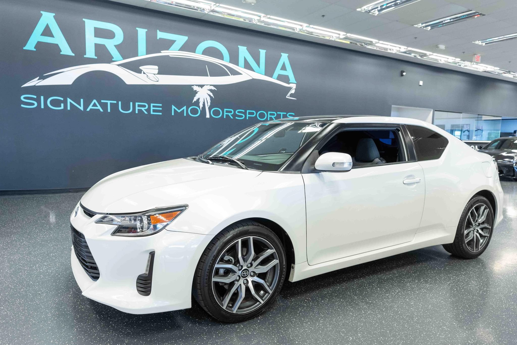 Used 2016 Scion tC FWD image 1