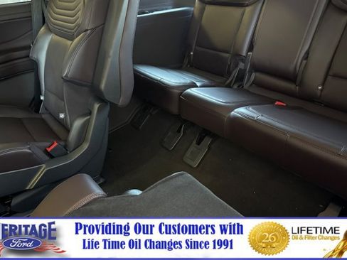 New 2026 Ford Expedition Platinum w/ Platinum Ultimate Package AWD/4WD image 15