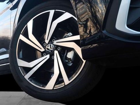 New 2026 Volkswagen Jetta SEL image 3