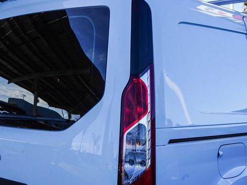 Used 2023 Ford Transit Connect XL image 8