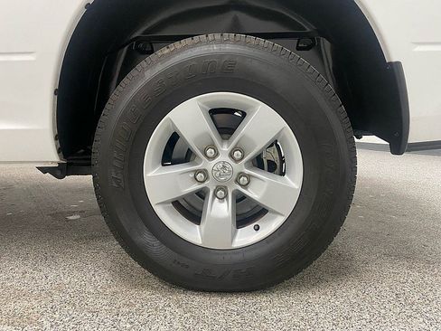 Used 2019 RAM 1500 Express image 27