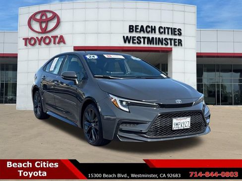 Certified 2024 Toyota Corolla SE FWD image 1
