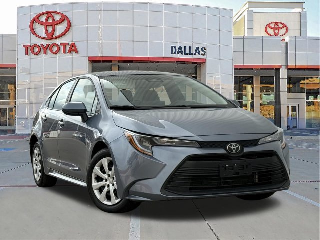 Used 2025 Toyota Corolla LE FWD image 1