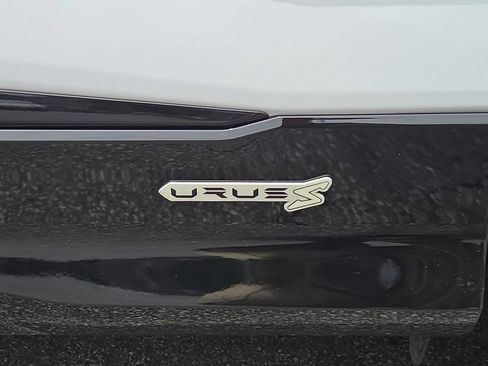 Used 2024 Lamborghini Urus S AWD/4WD image 28