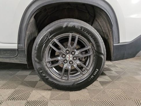 Certified 2025 GMC Acadia Elevation image 17