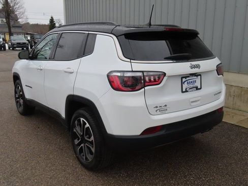 Used 2022 Jeep Compass Limited image 10