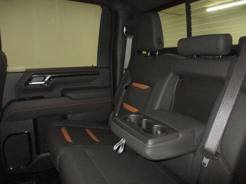 New 2026 GMC Sierra 2500 AT4 w/ AT4 Premium Plus Package AWD/4WD image 47