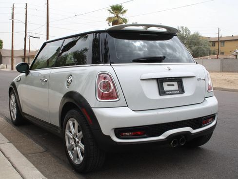 Used 2013 MINI Cooper S FWD image 5