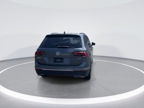 Used 2019 Volkswagen Tiguan SEL AWD/4WD image 7