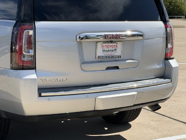 Used 2020 GMC Yukon Denali w/ Denali Ultimate Package RWD image 6