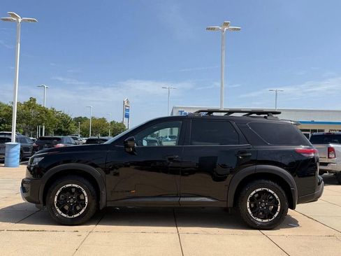 Used 2023 Nissan Pathfinder Rock Creek AWD/4WD image 7