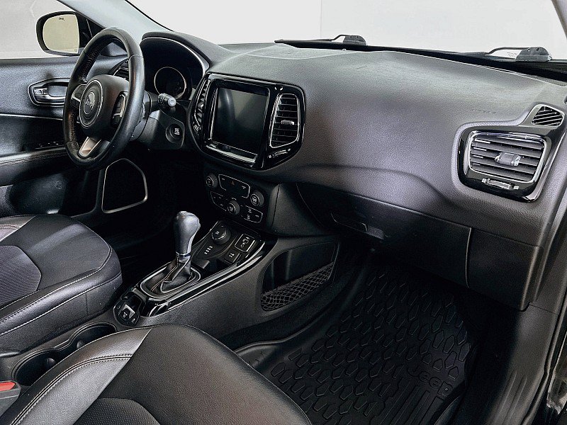 Used 2020 Jeep Compass Limited AWD/4WD image 27