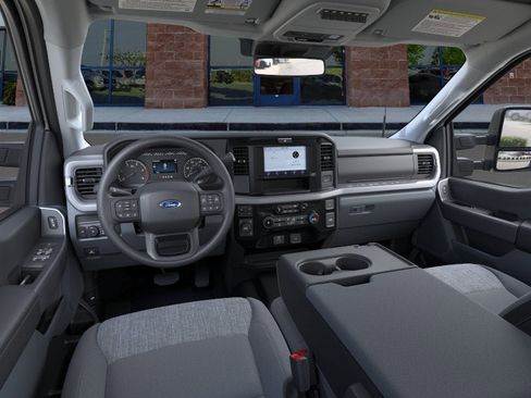 New 2026 Ford F250 XLT AWD/4WD image 9