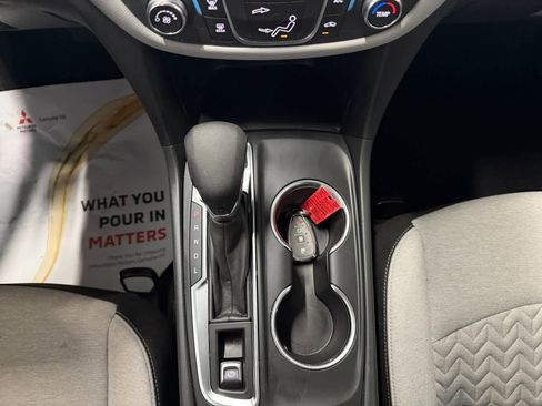 Used 2024 Chevrolet Equinox LS image 15