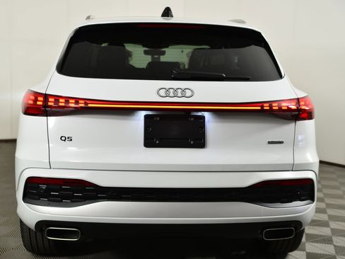 New 2025 Audi Q5 Premium Plus image 8