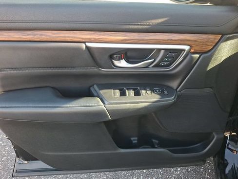 Used 2021 Honda CR-V Touring image 12