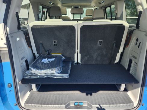 New 2025 Volkswagen ID. Buzz 1st Edition image 25