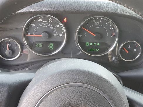 Used 2014 Jeep Wrangler Unlimited Sport w/ Power Convenience Group image 22