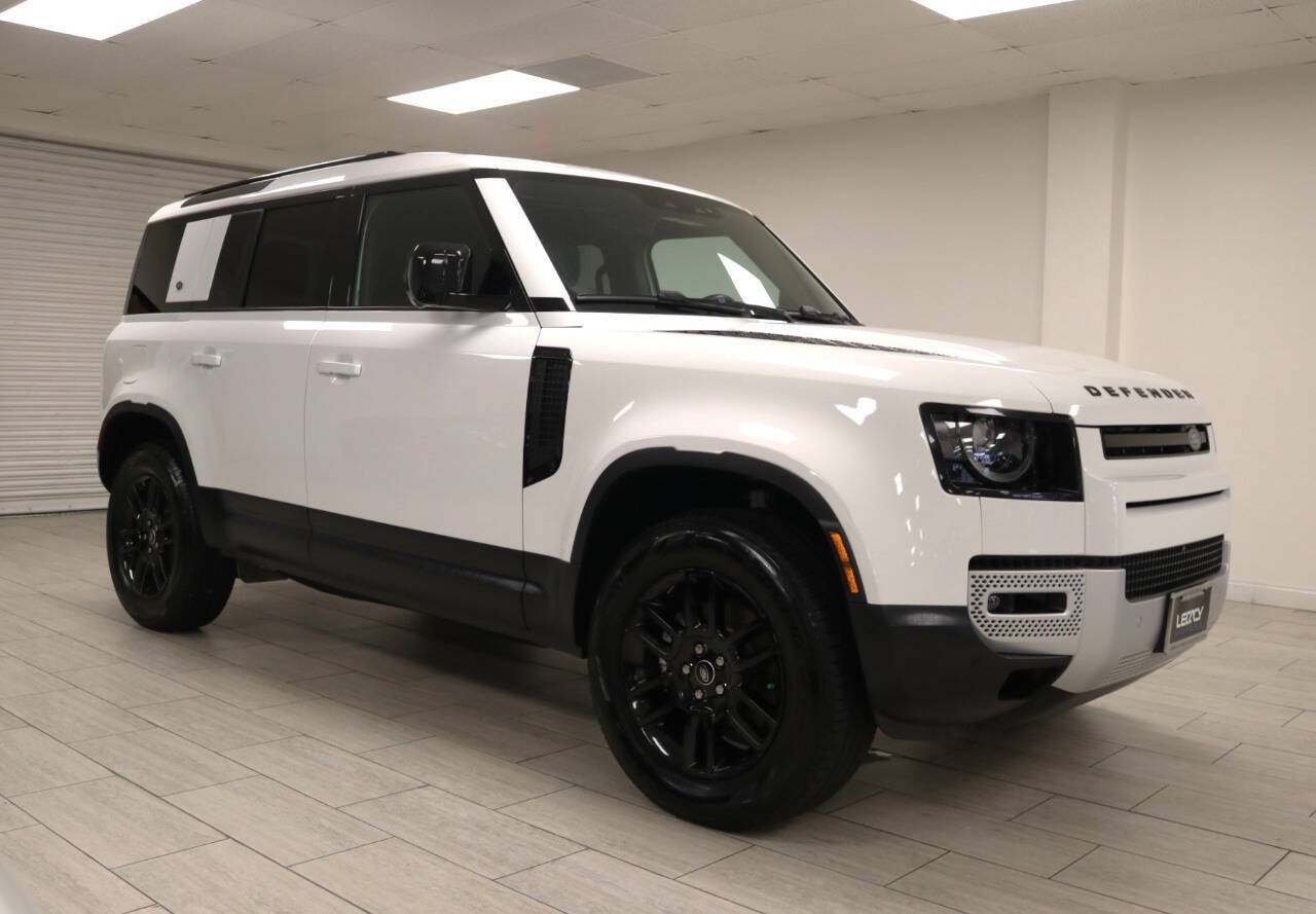 Used 2024 Land Rover Defender 110 S AWD/4WD image 4