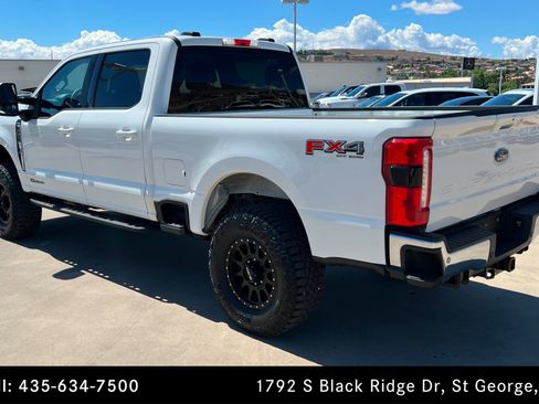 Used 2026 Ford F250 Lariat w/ FX4 Off-Road Package AWD/4WD image 3