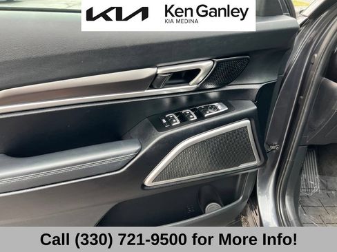 Certified 2024 Kia Telluride S w/ S Sunroof Package AWD/4WD image 27